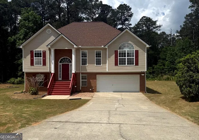Homes for sale in Locust Grove, GA | 933 Gettysburg Wy, Locust Grove, GA 30248 | MLS# 10771339