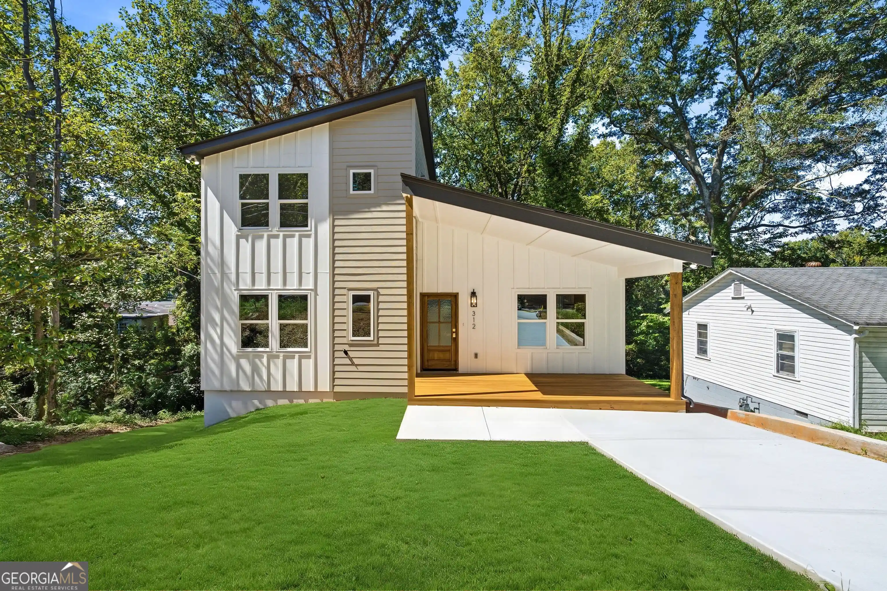 Photo 1 of Single family home for sale at 312 Wadley St Nw, Atlanta, GA 30314 | MLS# 10854031 | Listing updated on 2026-10-11