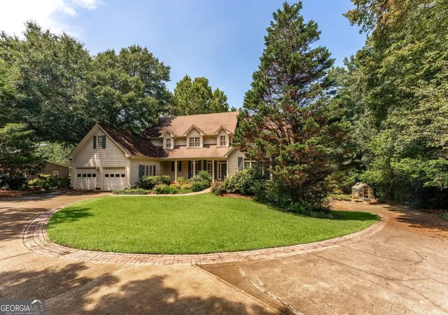 Photo 1 of Single family home for sale at 3201 Shaw Rd, Marietta, GA 30066 | MLS# 10827146 | Listing updated on 2026-08-31
