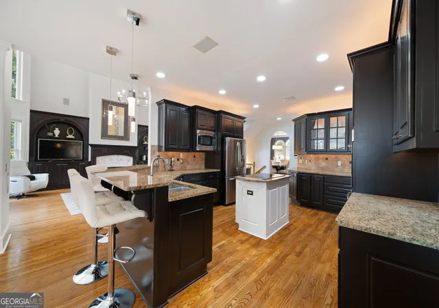 Photo 3 of Single family home for sale at 765 Fls Landing Ct, Johns Creek, GA 30022 | MLS# 10815768 | Listing updated on 2026-08-13