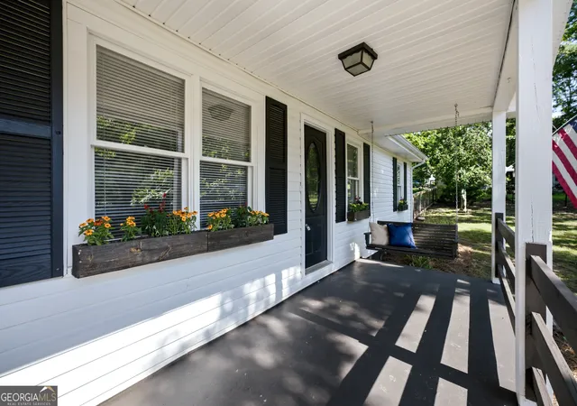 Photo 2 of Single family home for sale at 467 Sanders St, Clarkesville, GA 30523 | MLS# 10785271 | Listing updated on 2026-08-21