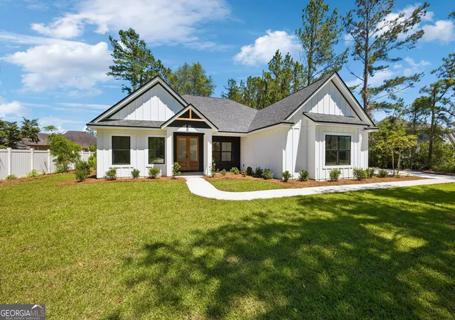 2nd image of 119 Maybird Dr, Kingsland, GA 31548 | MLS# 10700479