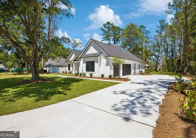 Photo 4 of Sale Pending at 119 Maybird Dr, Kingsland, GA 31548 | MLS# 10700479 | Listing updated on 2026-06-17
