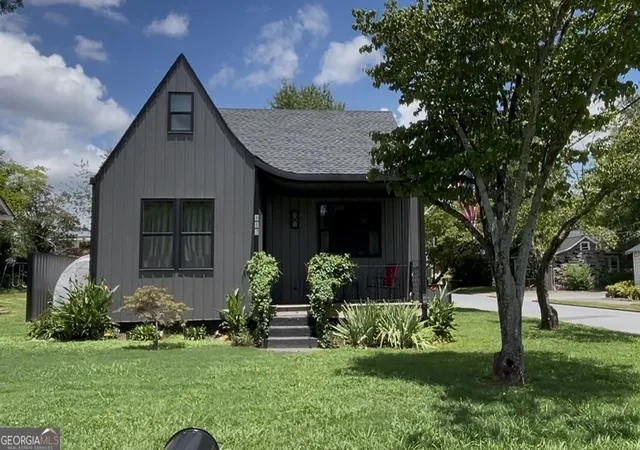 1st image of 112 Forrest Ave, Cartersville, GA 30120 | MLS# 10816583