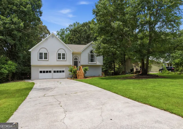 Homes for sale in Acworth, GA | 6231 Emerald Springs Dr, Acworth, GA 30102 | MLS# 10793168