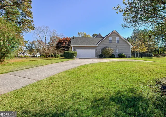 Homes for sale in Tyrone, GA | 100 Clydesdale Ct, Tyrone, GA 30290 | MLS# 10796950
