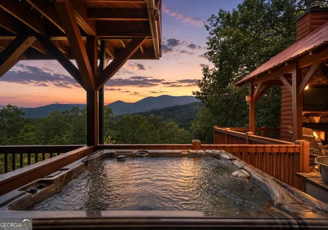 2nd image of 551 Amy Creek Cir, Ellijay, GA 30540 | MLS# 10822948