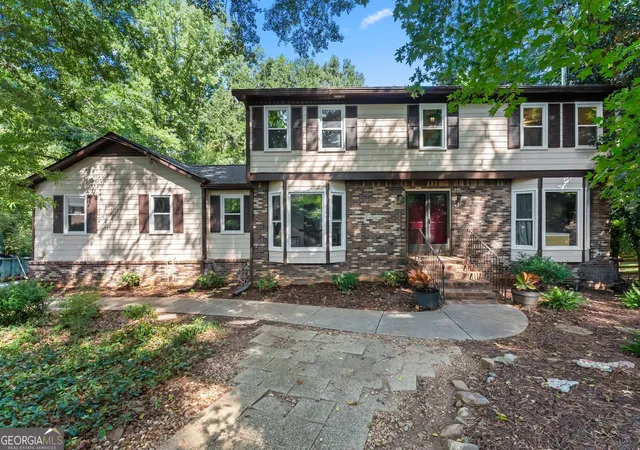 Photo 1 of Single family home for sale at 3824 Shawnee Run Sw, Lilburn, GA 30047 | MLS# 10835116 | Listing updated on 2026-09-11