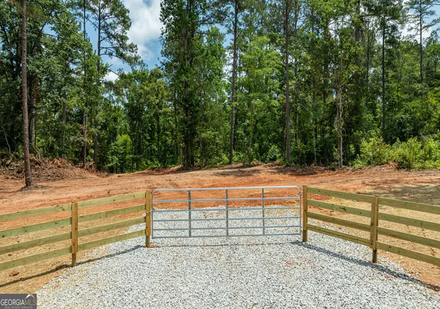 Homes for sale in Crawford, GA | 557 Faust Farm Rd, Crawford, GA 30630 | MLS# 10800223