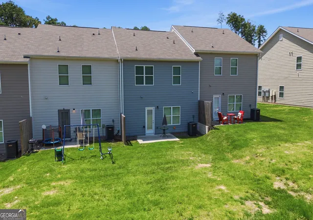 Photo 4 of Townhouse for sale at 7548 Knoll Hollow Rd, Lithonia, GA 30058 | MLS# 10831279 | Listing updated on 2026-09-05