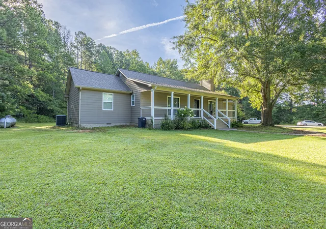 Photo 2 of Sale Pending at 2553 Daniel Rd, Villa Rica, GA 30180 | MLS# 10830634 | Listing updated on 2026-09-04