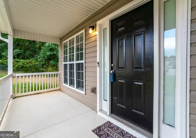 5th image of 5849 Amerson Ln, Ellenwood, GA 30294 | MLS# 10707472