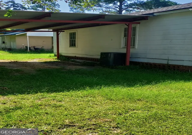 Photo 2 of Single family home for sale at 432 Hollis St Sw #1, Pelham, GA 31779 | MLS# 10826614 | Listing updated on 2026-08-28