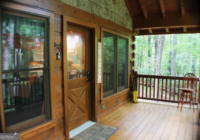 Photo 3 of Single family home for sale at 90 Pine Tree Dr, Blue Ridge, GA 30513 | MLS# 10834829 | Listing updated on 2026-09-11