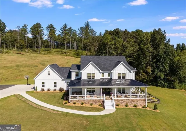 Single family home for sale at 375 Druid Rd SE, Rome, GA 30161 | MLS# 10601956