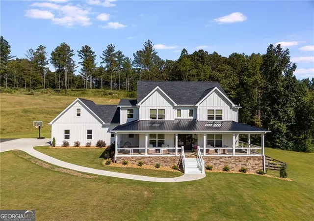 Photo 3 of Single family home for sale at 375 Druid Rd SE, Rome, GA 30161 | MLS# 10601956 | Listing updated on 2026-09-23