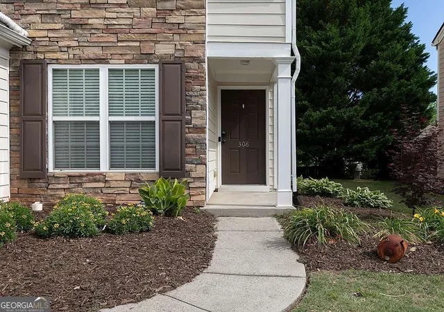 Photo 2 of Townhouse for sale at 308 Balaban Cir, Woodstock, GA 30188 | MLS# 10778648 | Listing updated on 2026-09-12