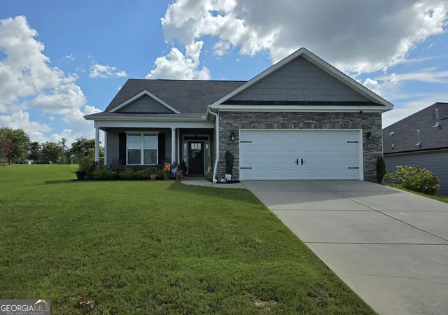 Photo 1 of Single family home for sale at 702 Bancroft Dr, Grovetown, GA 30813 | MLS# 10821847 | Listing updated on 2026-10-01