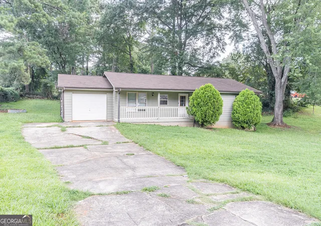 Photo 1 of Single family home for sale at 950 Doeskin Dr Nw, Conyers, GA 30012 | MLS# 10823160 | Listing updated on 2026-09-18