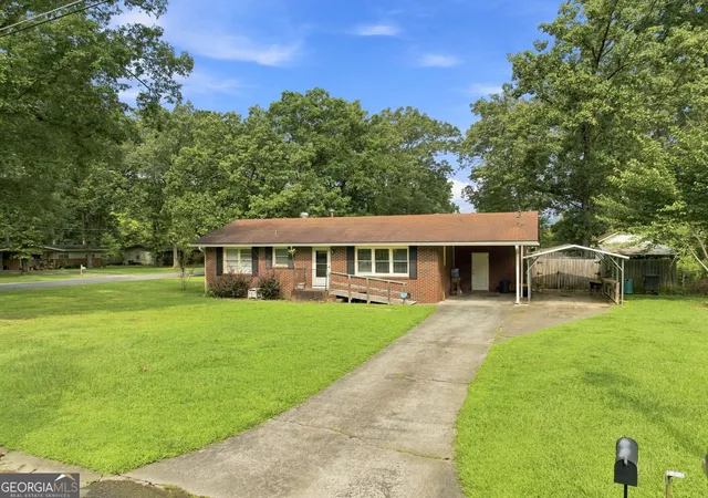 2nd image of 1 Eugenia Cir Nw, Rome, GA 30165 | MLS# 10822821