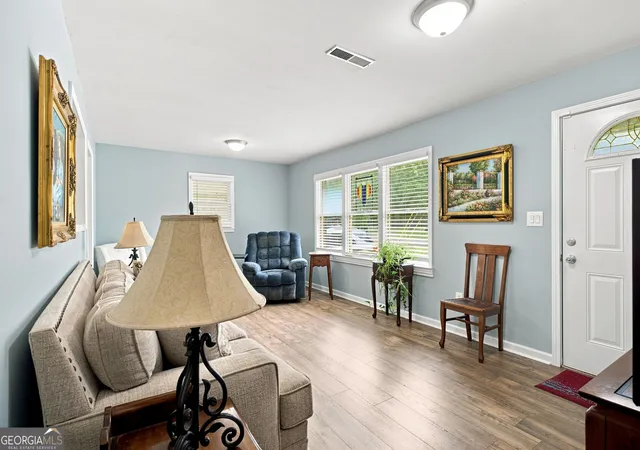 Photo 4 of Single family home for sale at 1 Eugenia Cir Nw, Rome, GA 30165 | MLS# 10822821 | Listing updated on 2026-09-18