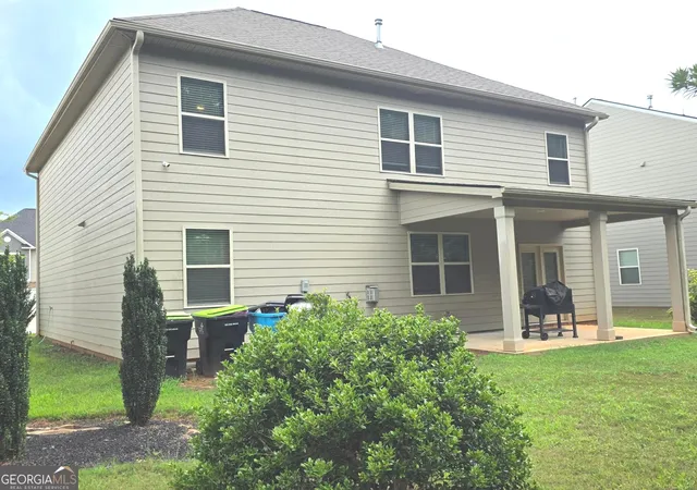 Photo 3 of Single family home for sale at 7643 Watson Cir, Locust Grove, GA 30248 | MLS# 10823896 | Listing updated on 2026-08-30
