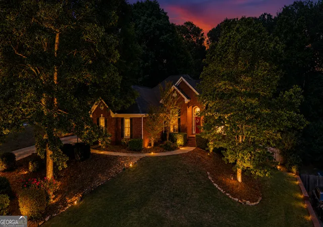Photo 1 of Single family home for sale at 850 Ivy Ridge Dr, Loganville, GA 30052 | MLS# 10798680 | Listing updated on 2026-10-23