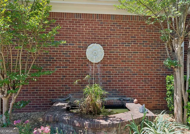 Photo 2 of Single family home for sale at 850 Ivy Ridge Dr, Loganville, GA 30052 | MLS# 10798680 | Listing updated on 2026-10-23