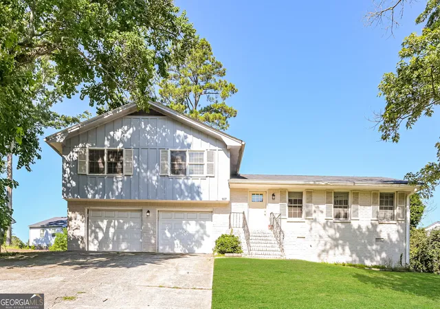 1st image of 1627 Oak Forest Dr Se, Conyers, GA 30013 | MLS# 10818931