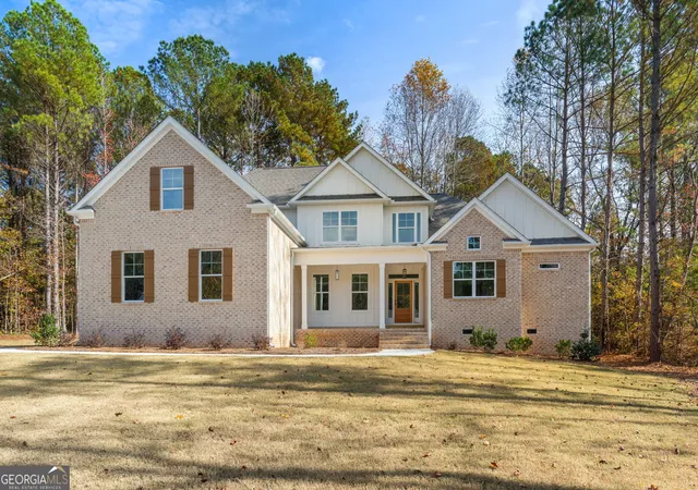 Photo 3 of Single family home for sale at 2002 Millstream Ct, Griffin, GA 30224 | MLS# 10835086 | Listing updated on 2026-09-11