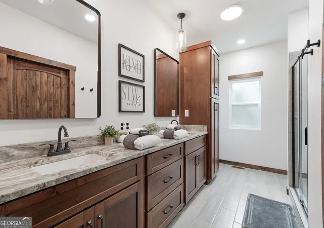 Photo 3 of Single family home for sale at 152 Springwater Ct, Ellijay, GA 30540 | MLS# 10827904 | Listing updated on 2026-10-17