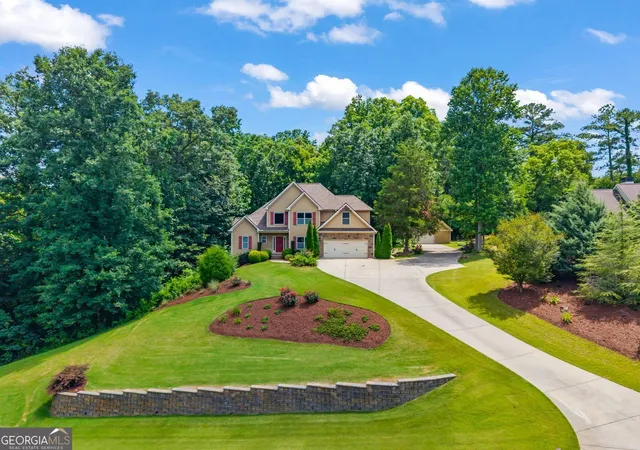 Photo 2 of Single family home for sale at 173 Dawson Manor Dr, Dawsonville, GA 30534 | MLS# 10802605 | Listing updated on 2026-08-24
