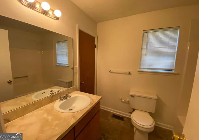 Photo 4 of Multi family home for sale at 2500 Washington St, Austell, GA 30106 | MLS# 10816039 | Listing updated on 2026-09-28