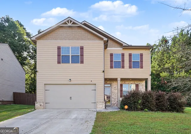 Photo 2 of Single family home for sale at 9883 Byrne Dr, Jonesboro, GA 30236 | MLS# 10817001 | Listing updated on 2026-09-12