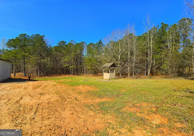 Photo 3 of Manufactured home for sale at 2001 Rocky Crk Rd, Mansfield, GA 30055 | MLS# 10801541 | Listing updated on 2026-08-07