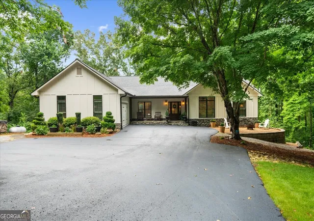 1st image of 9040 Walnut Cove Ct, Gainesville, GA 30506 | MLS# 10801915
