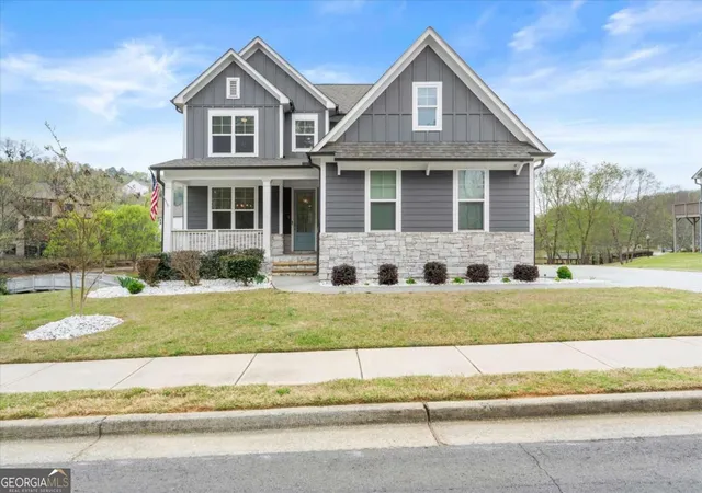 1st image of 15 Lakeside Wy Ne, Cartersville, GA 30121 | MLS# 10726011