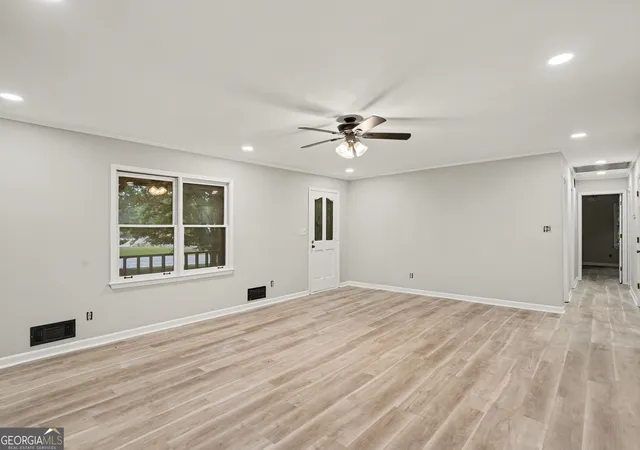 3rd image of 582 Hwy 81 W, Mcdonough, GA 30253 | MLS# 10785117