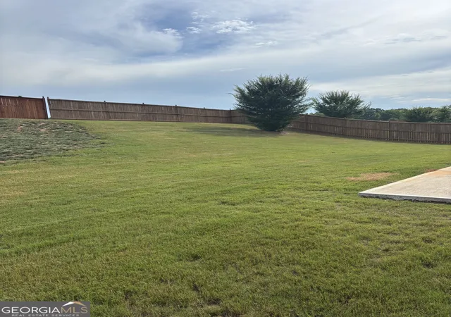 Photo 3 of Single family home for sale at 369 Amsterdam Wy, Hampton, GA 30228 | MLS# 10803854 | Listing updated on 2026-08-23