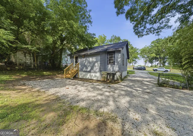 1st image of 207 N Laurel Ave, Greensboro, GA 30642 | MLS# 10798368