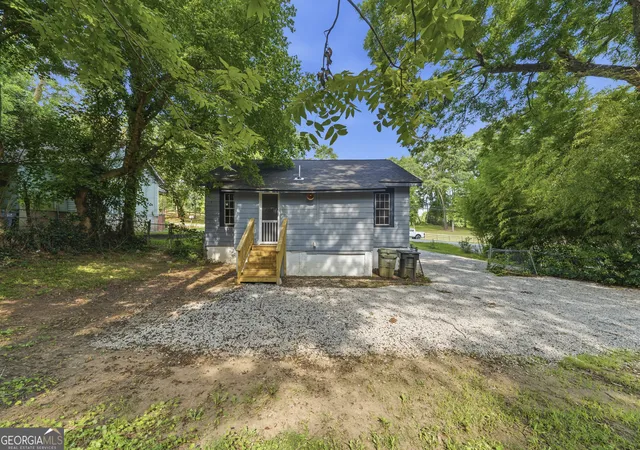 2nd image of 207 N Laurel Ave, Greensboro, GA 30642 | MLS# 10798368