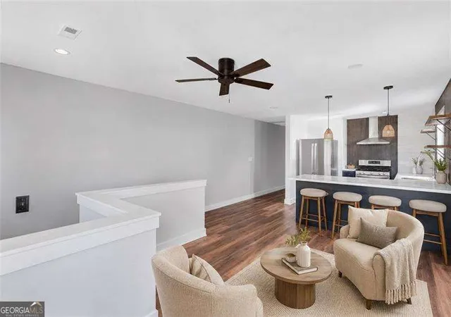 3rd image of 1328 Sharon St Nw, Atlanta, GA 30314 | MLS# 10811569