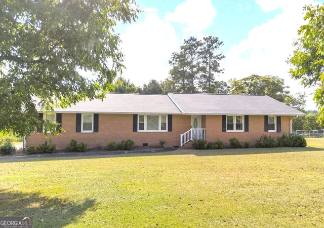 Photo 1 of Manufactured home for sale at 1229 Crestview Dr, Elberton, GA 30635 | MLS# 10834657 | Listing updated on 2026-09-17