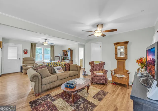 Photo 3 of Manufactured home for sale at 1229 Crestview Dr, Elberton, GA 30635 | MLS# 10834657 | Listing updated on 2026-09-17