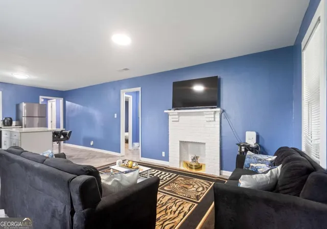 Photo 3 of Multi family home for sale at 537 W Lake Ave Nw, Atlanta, GA 30318 | MLS# 10807039 | Listing updated on 2026-09-20