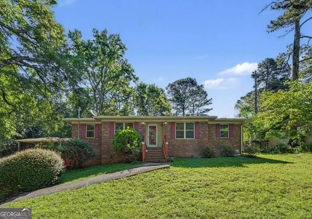 Homes for sale in Douglasville, GA | 2913 Vogue Dr, Douglasville, GA 30134 | MLS# 10780012