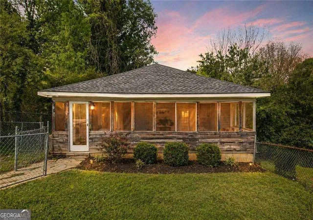 1st image of 2014 Maple Ave Sw, Rome, GA 30161 | MLS# 10827900