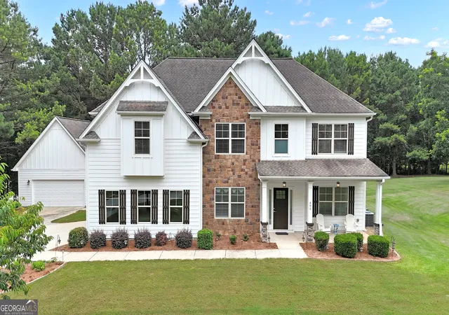 Photo 1 of Single family home for sale at 495 George Coggin Rd, Newnan, GA 30265 | MLS# 10804616 | Listing updated on 2026-08-23
