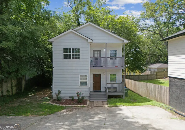 Listing Photo 5 - Condo for sale in building located at 2142 M L King Jr Dr SW, Atlanta, GA 30310