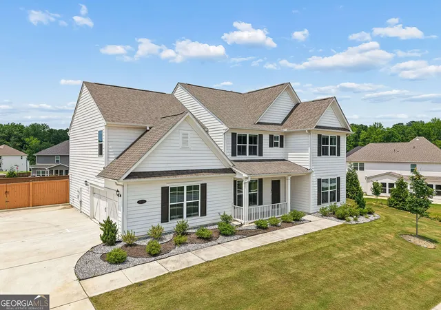 Photo 2 of Single family home for sale at 619 Napier Pass, Peachtree City, GA 30269 | MLS# 10800241 | Listing updated on 2026-10-08